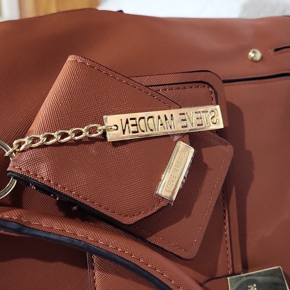 Steve Madden Purse - Picture 4 of 17